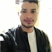 Ofresco clases a niños en la escuela y a presos en la carcel